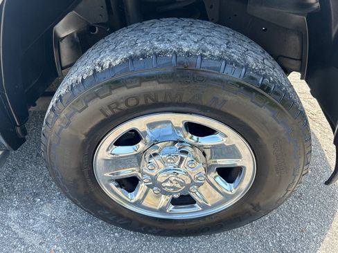 Used 2020 RAM 2500 Tradesman w/ Chrome Appearance Group AWD/4WD image 22