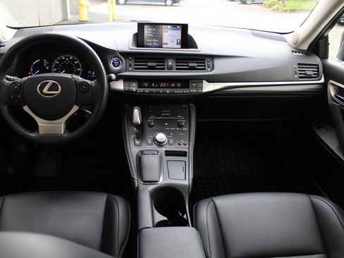 Used 2017 Lexus CT 200h w/ Navigation System Package FWD image 23