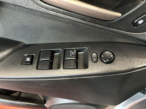 Used 2013 MAZDA MAZDA3 i Sport image 22