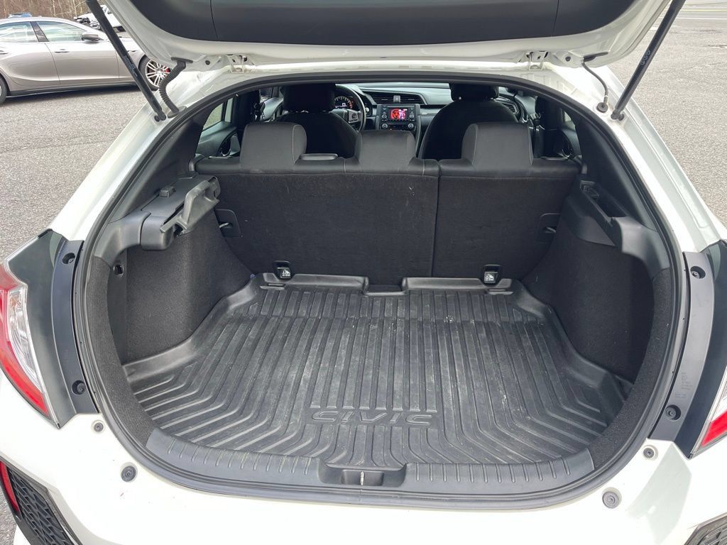 Used 2018 Honda Civic Sport image 12