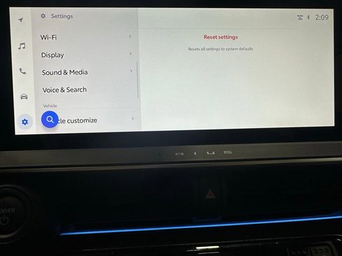 Used 2024 Toyota Prius Limited image 36