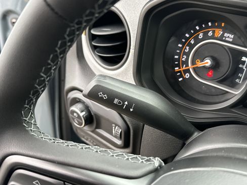 New 2026 Jeep Gladiator Sport image 18