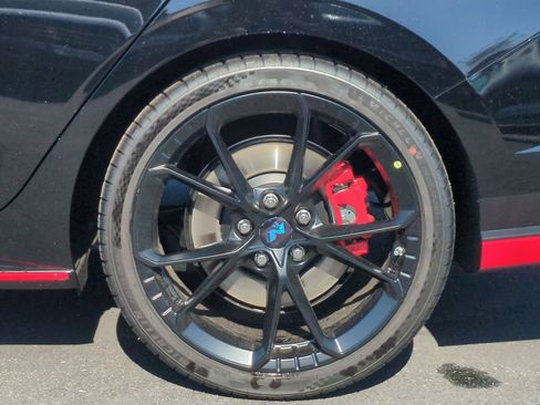 New 2026 Hyundai Elantra N FWD image 10
