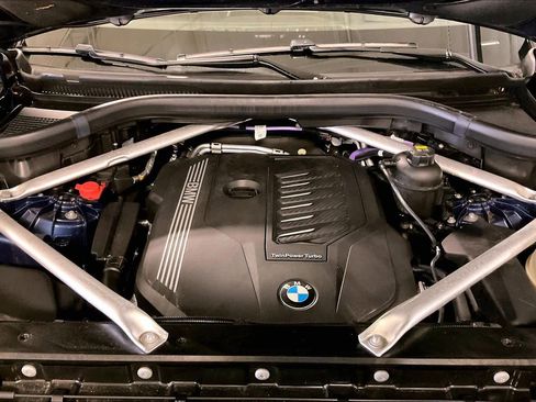 Used 2023 BMW X5 xDrive40i w/ M Sport Package image 29