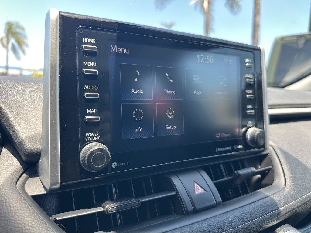 Used 2021 Toyota RAV4 XLE w/ Convenience Package FWD image 5