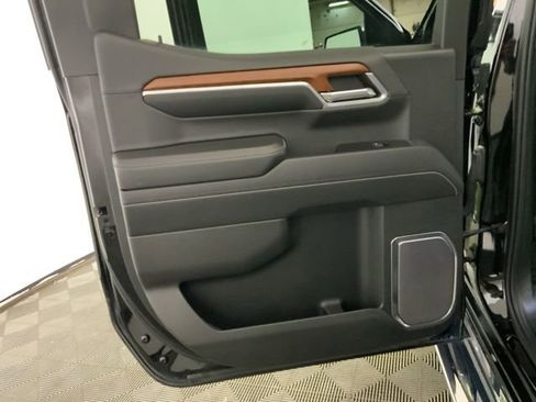 Used 2022 GMC Sierra 1500 Denali AWD/4WD image 38