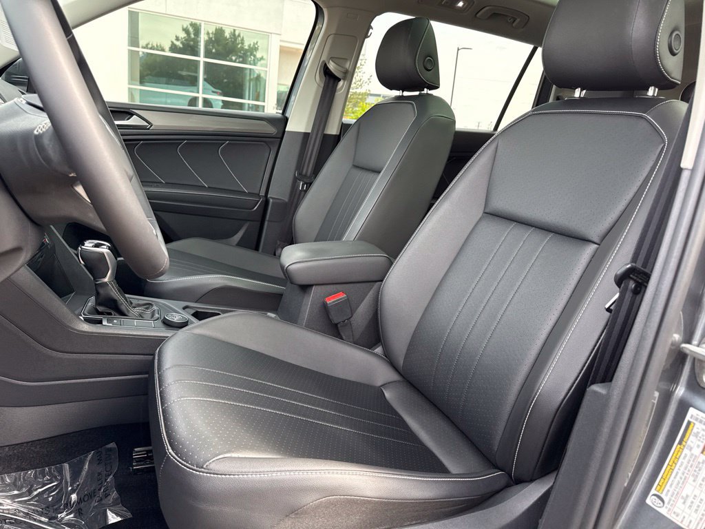 Certified 2022 Volkswagen Tiguan SE AWD/4WD image 9