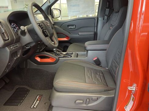 New 2025 Nissan Frontier PRO-4X image 13