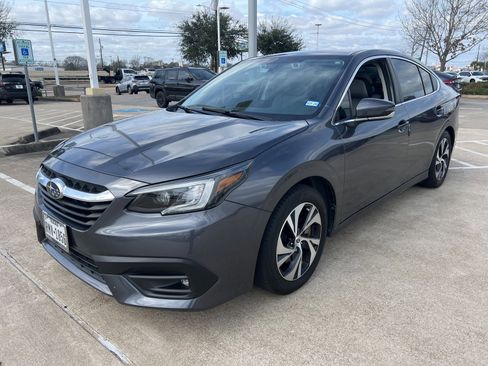 Used 2022 Subaru Legacy Premium image 2