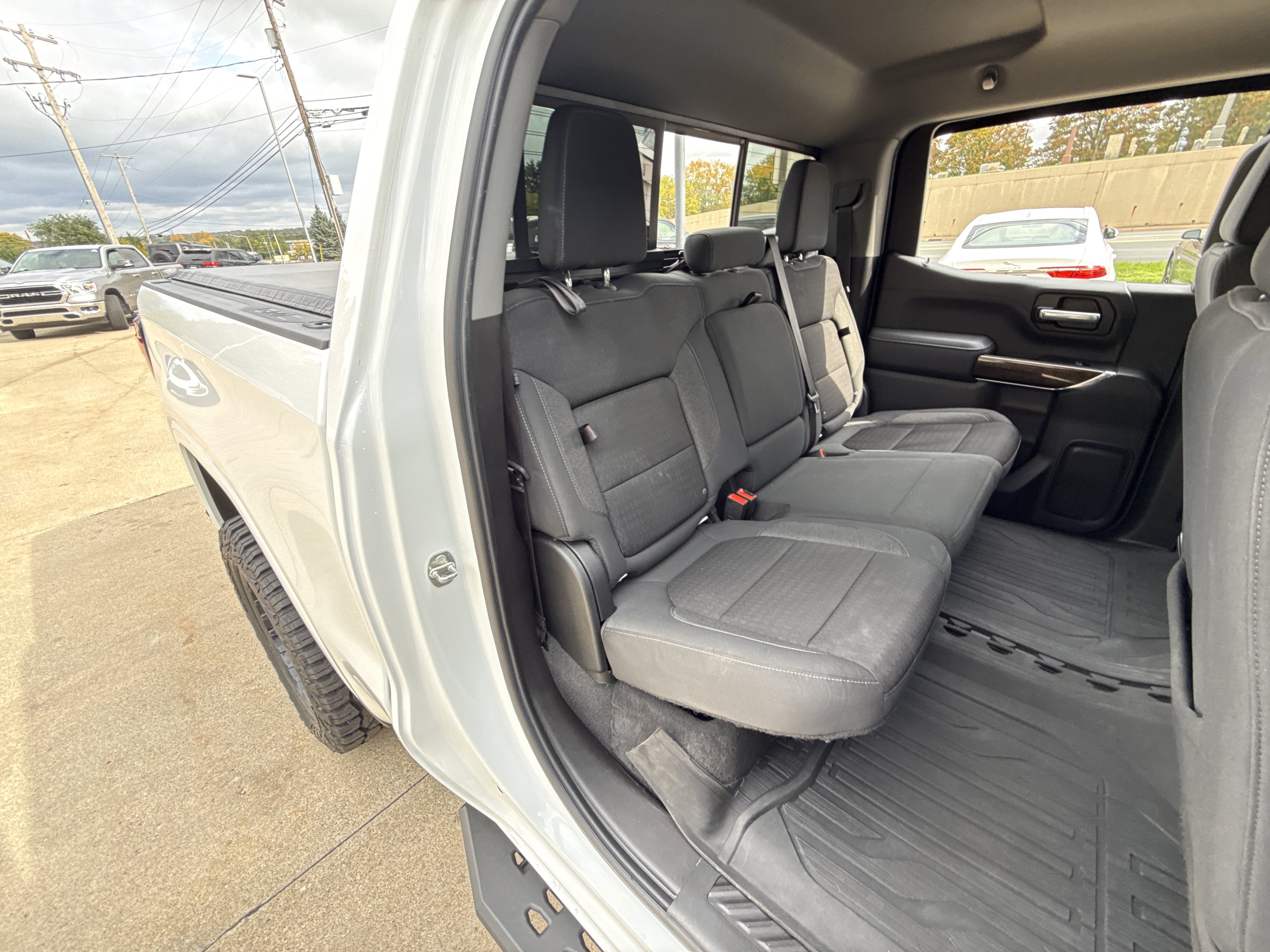 Used 2021 GMC Sierra 1500 Elevation w/ Preferred Package AWD/4WD image 26