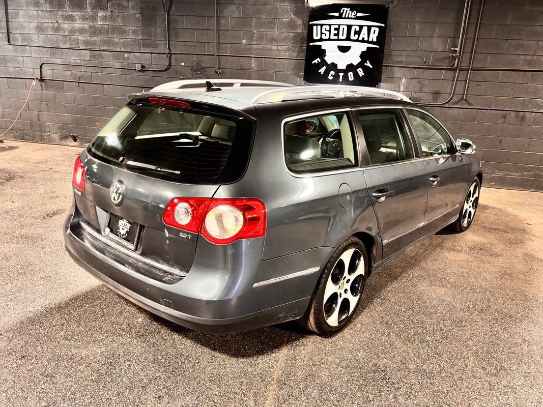 Used 2010 Volkswagen Passat Komfort FWD image 6