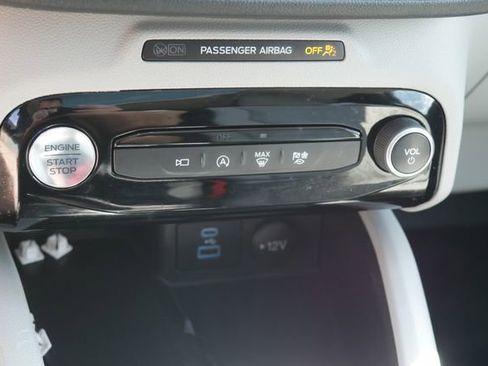 Used 2023 Ford Escape Active w/ Tech Pack #2 AWD/4WD image 23