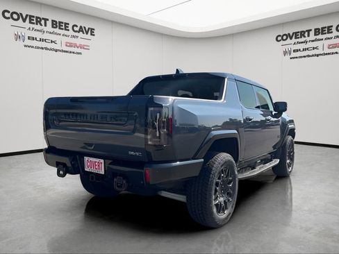 New 2025 GMC Hummer EV 2X w/ LPO, Dark Essentials Package image 9