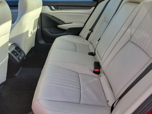 Used 2021 Honda Accord EX-L image 18