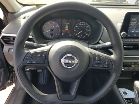 New 2025 Nissan Altima 2.5 S image 15