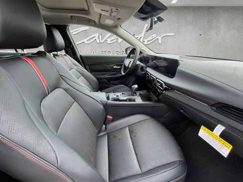 New 2026 Nissan Sentra SR image 24