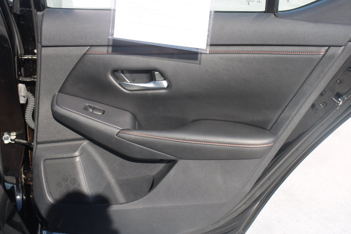 Used 2024 Nissan Sentra SR w/ SR Premium Package FWD image 15