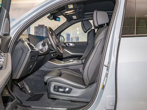 Used 2025 BMW X5 xDrive50e w/ Executive Package image 20