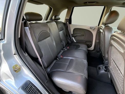 Used 2002 Chrysler PT Cruiser Limited image 28
