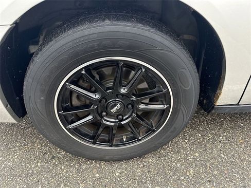 Used 2008 Buick LaCrosse CX image 7