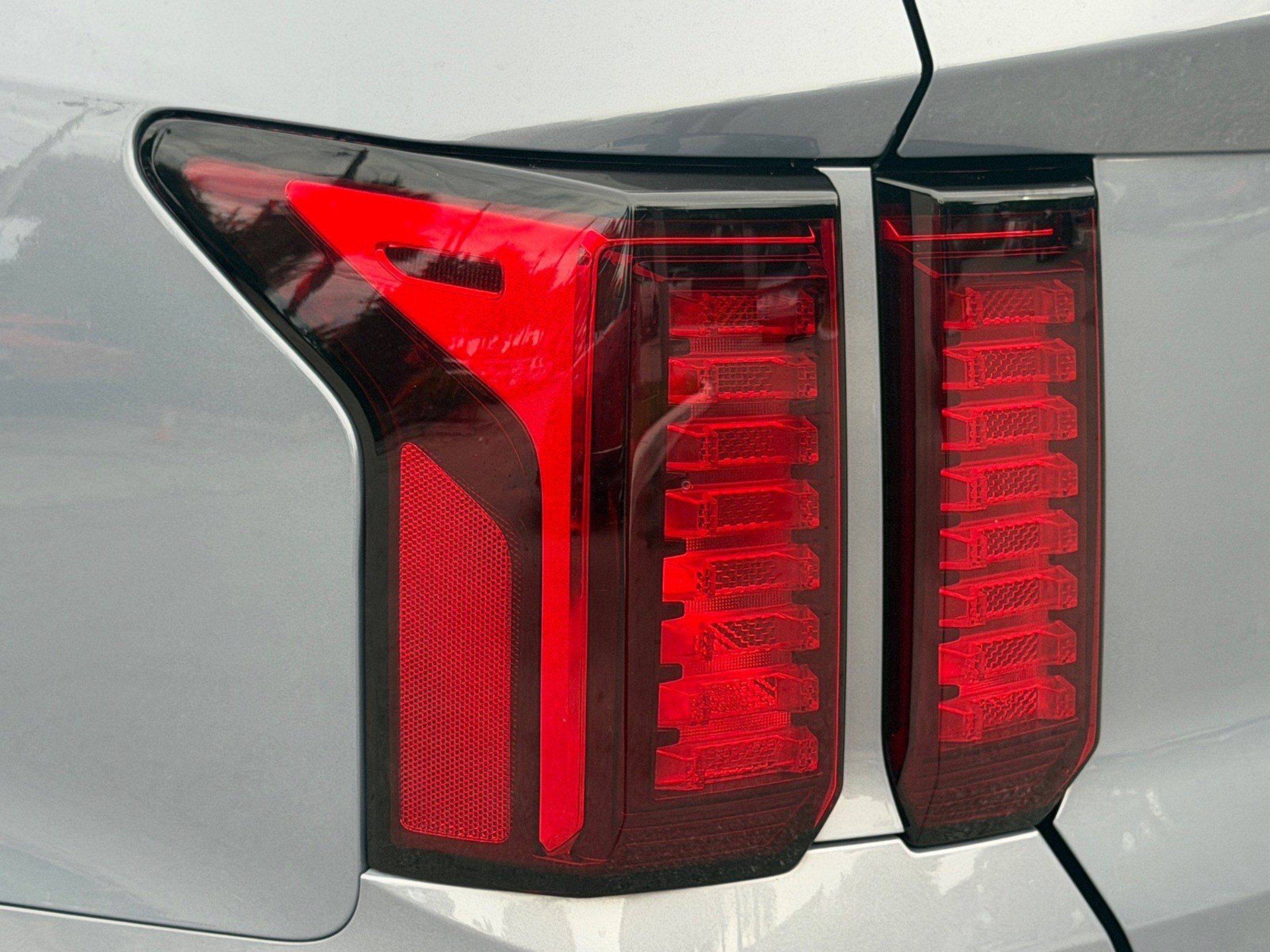 Used 2021 Kia Sorento S FWD image 12