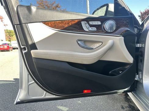 Used 2017 Mercedes-Benz E 300 image 13