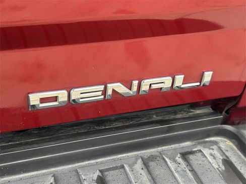 Used 2019 GMC Sierra 3500 Denali w/ Duramax Plus Package image 10