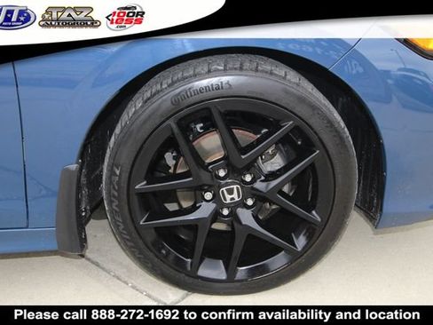 Used 2025 Honda Civic Sport image 9