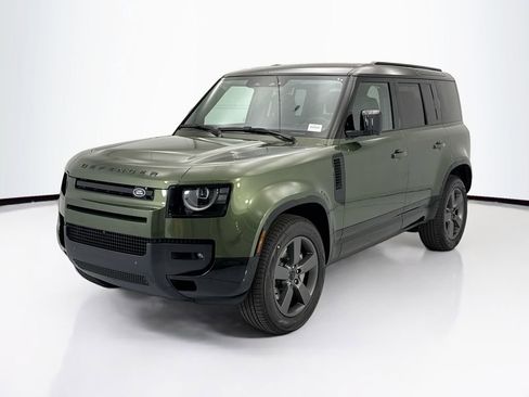 New 2026 Land Rover Defender 110 X-Dynamic SE AWD/4WD image 1