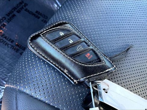 Used 2023 Lexus GX 460 Premium image 10