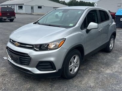 Used 2021 Chevrolet Trax LS w/ Tint and Cruise Package