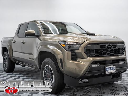 Certified 2025 Toyota Tacoma TRD Sport w/ TRD Sport Premium Package image 1