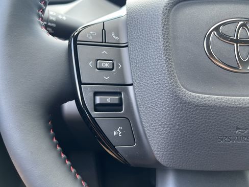 New 2026 Toyota Prius Plug-In Hybrid FWD image 15