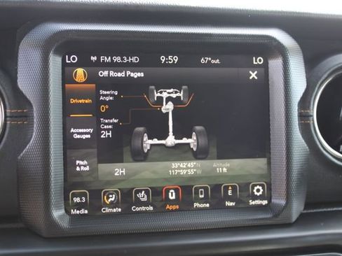 Used 2023 Jeep Wrangler Unlimited Sahara image 31