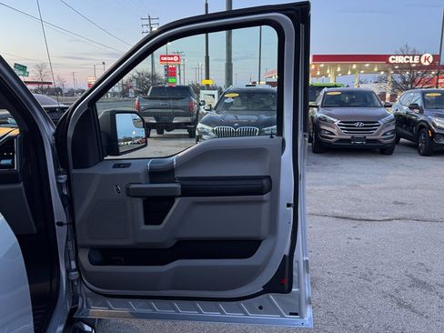 Used 2016 Ford F150 XLT w/ Equipment Group 302A Luxury image 25