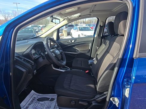 Used 2021 Ford EcoSport SE w/ SE Convenience Package image 9