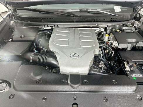 Used 2017 Lexus GX 460 Premium w/ Premium Package AWD/4WD image 35