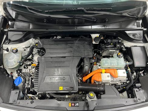 Used 2019 Kia Niro LX image 26