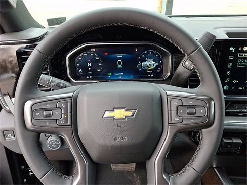 New 2026 Chevrolet Silverado 2500 High Country w/ Z71 Off-Road Package image 13