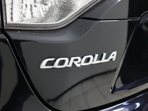Used 2023 Toyota Corolla LE image 40