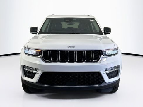 Used 2023 Jeep Grand Cherokee Limited RWD image 2
