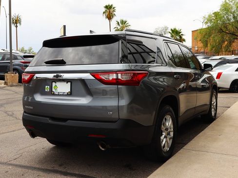 Used 2021 Chevrolet Traverse LT FWD image 13