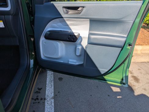 New 2025 Ford Maverick XLT w/ XLT Luxury Package image 33