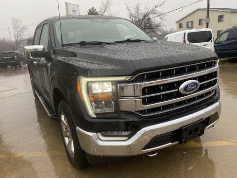 Used 2022 Ford F150 Lariat image 3