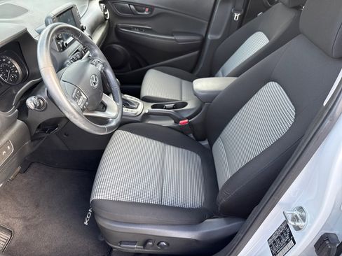 Used 2019 Hyundai Kona SEL w/ SEL Tech Package 02 image 10