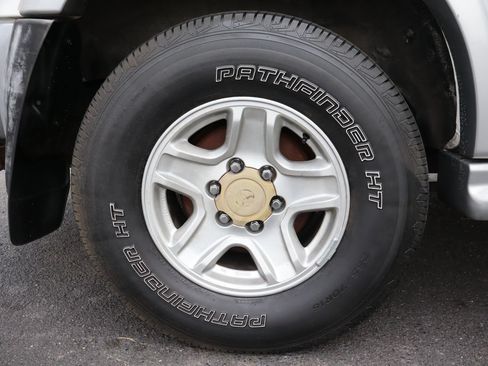 Used 2000 Toyota 4Runner Limited AWD/4WD image 40