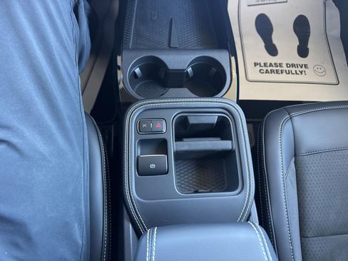 Used 2025 Ford Mustang Mach-E GT image 30