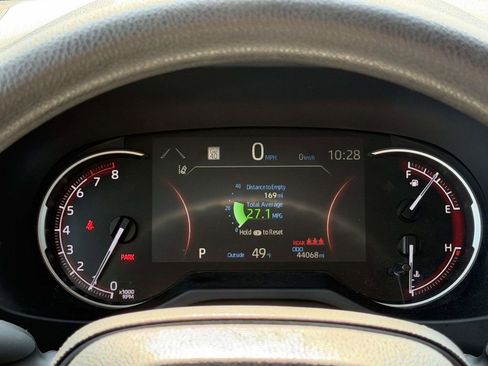 Used 2024 Toyota RAV4 LE image 10