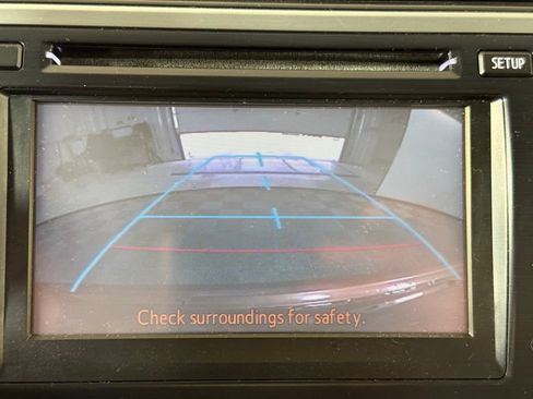 Used 2014 Toyota Camry L image 15