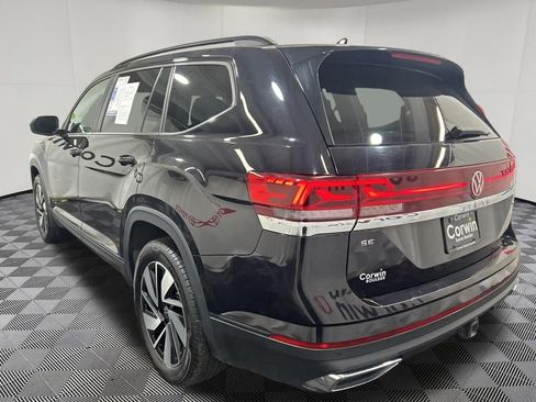 Used 2025 Volkswagen Atlas SE AWD/4WD image 5